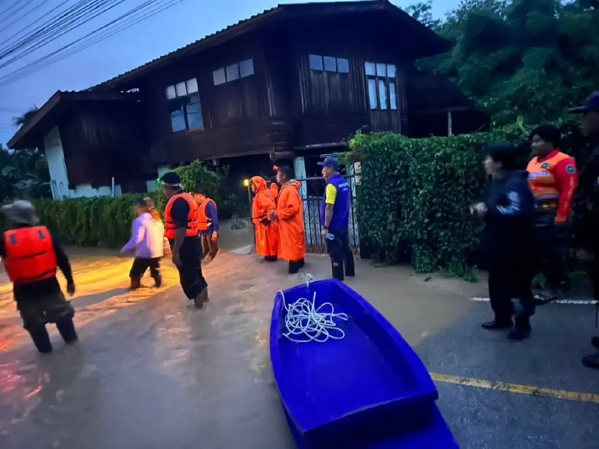 น้ำป่าถล่มลำปาง 4 อำเภอเสี่ยงน้ำท่วมฉับพลัน เร่งอพยพด่วน