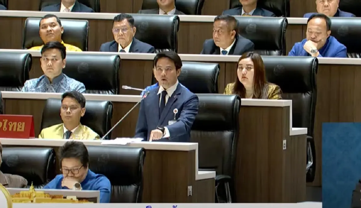 'พท.-ภท.' สาวไส้คนละที ปมถอน-ไม่ถอน 'กม.เอนเทอร์เทนเมนต์'