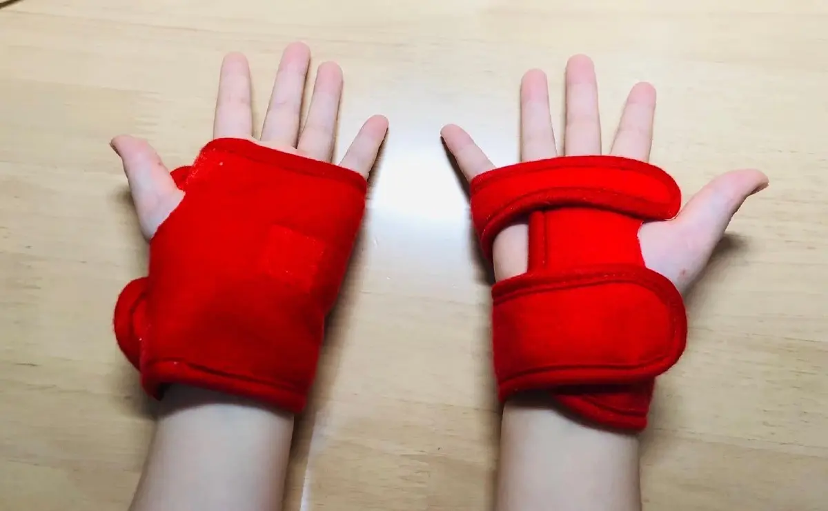 สุดล้ำ! 'Happy Gloves' ถุงมือปลดล็อกชีวิต 'เด็กพิการทางสมอง'