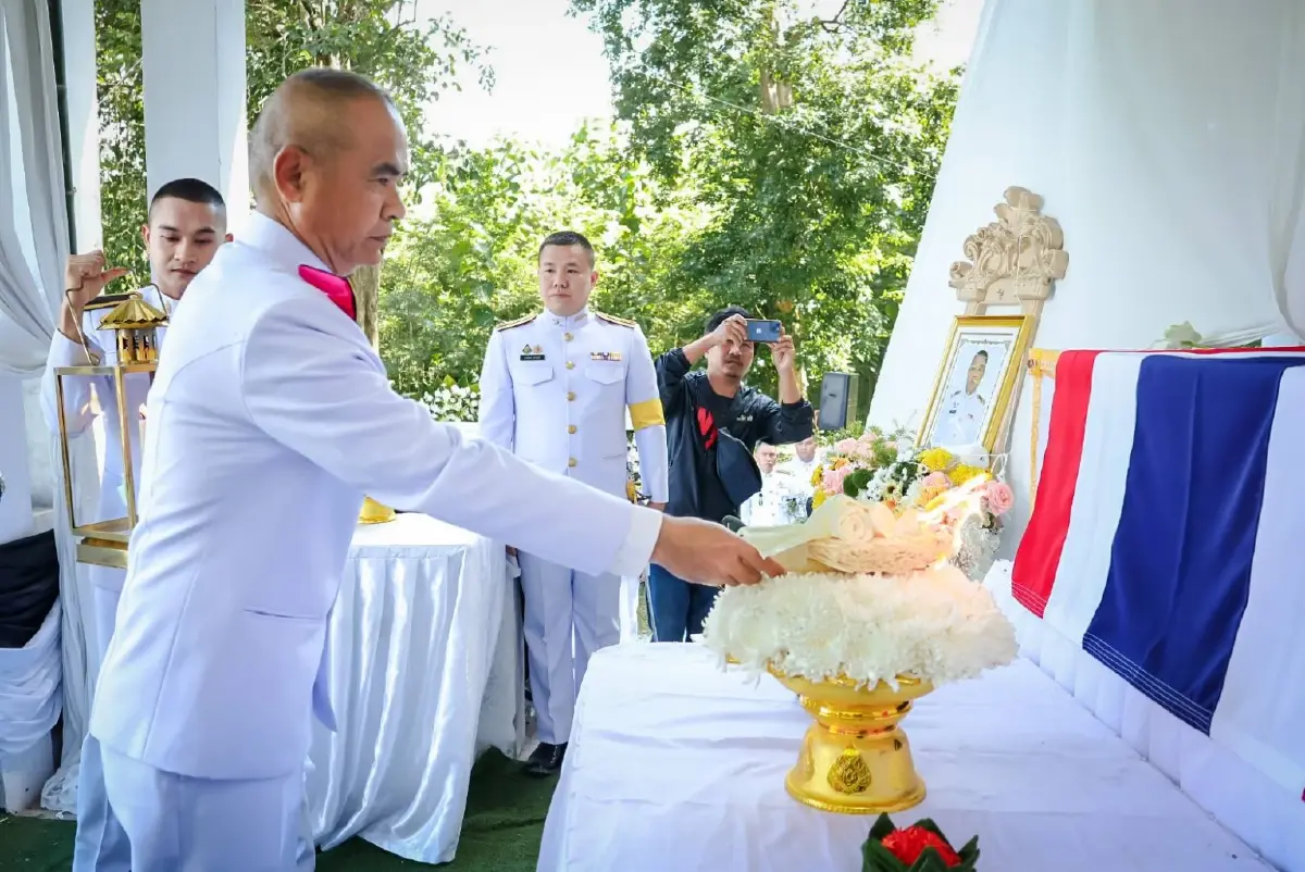 พระราชทานเพลิงศพ สมเกียรติทหารกล้าสละชีพเพื่อชาติ ชายแดนไทย-กัมพูชา