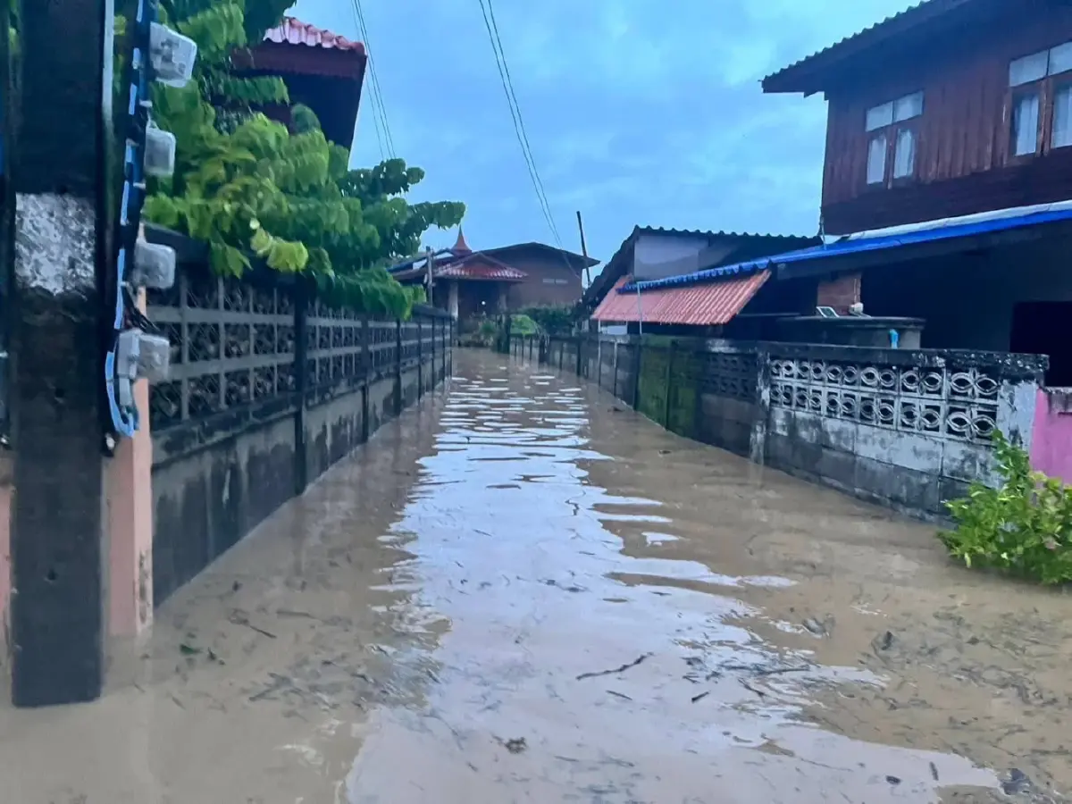 น้ำป่าถล่มลำปาง 4 อำเภอเสี่ยงน้ำท่วมฉับพลัน เร่งอพยพด่วน