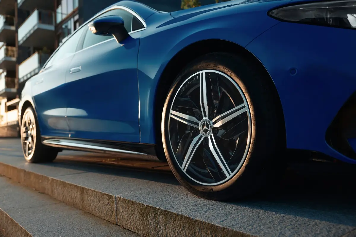 Mercedes-Benz CLA 250+ EV แรงดี ขับสนุก ช่วงล่างแน่น วิ่งไกล 792 กม.