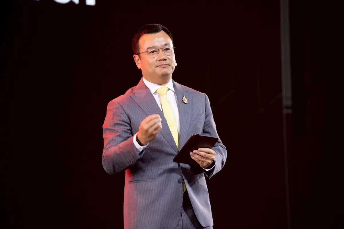 ‘สรวงศ์’ กาง ‘5 New Paradigms’ ฝ่าวิกฤติท่องเที่ยวไทย!  ชู ‘สะอาด สะดวก ปลอดภัย ทันสมัย’ ยกระดับประสบการณ์ใหม่