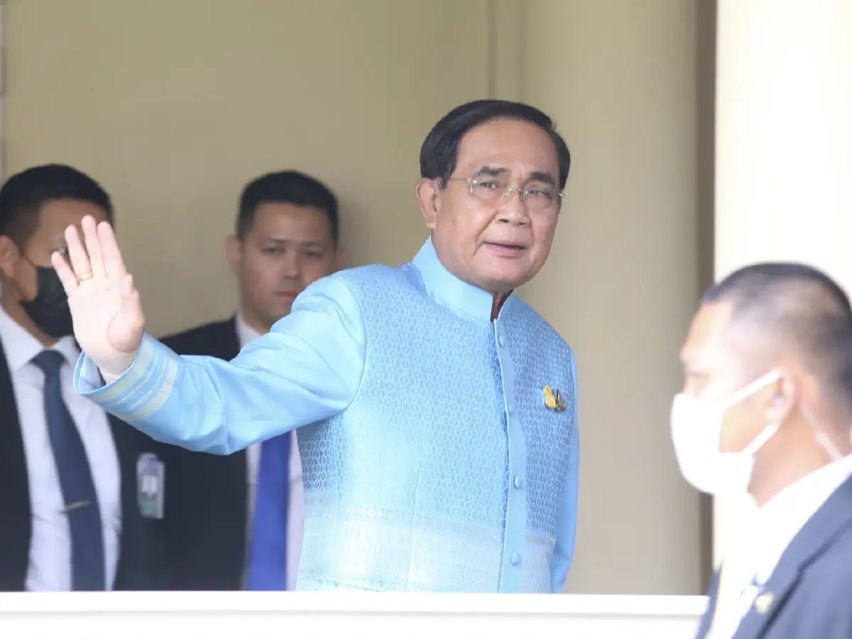 สุญญากาศนายกฯ 'รัฐบาลผันผวน' คลิปเสียงอังเคิล 'ชะตา' แพทองธาร