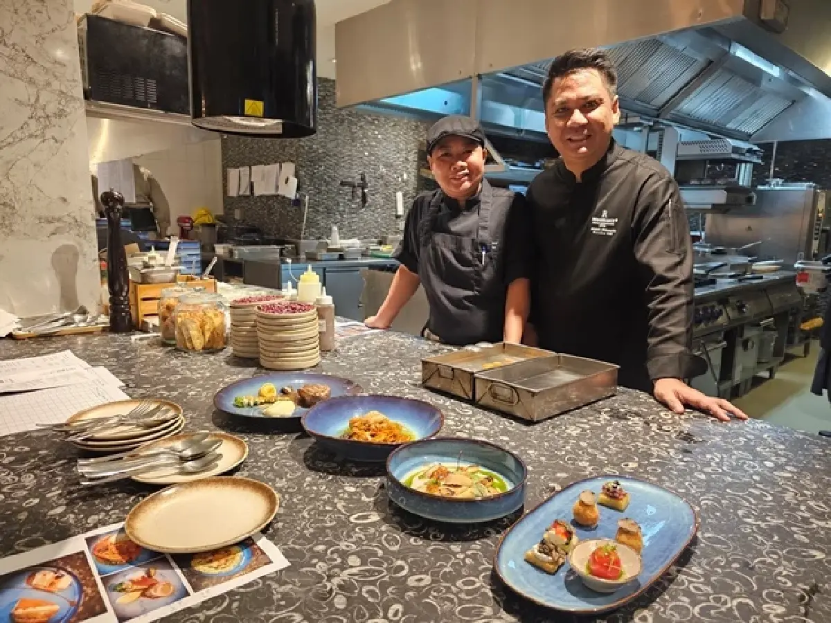 ‘4 เมนูพิเศษ’  ที่ ห้องอาหารลา ทาโวลา (La Tavola) โรงแรมเรเนซองส์ฯ