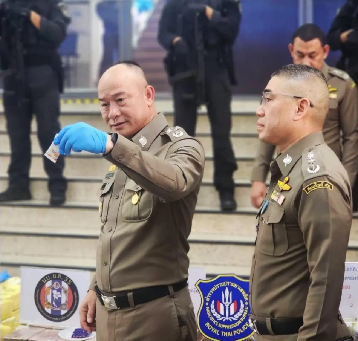 กวาดล้างยาเสพติดทั่วประเทศ ยึดของกลางมหาศาล ค้น 6,735 จุด จับ 12,400 คน