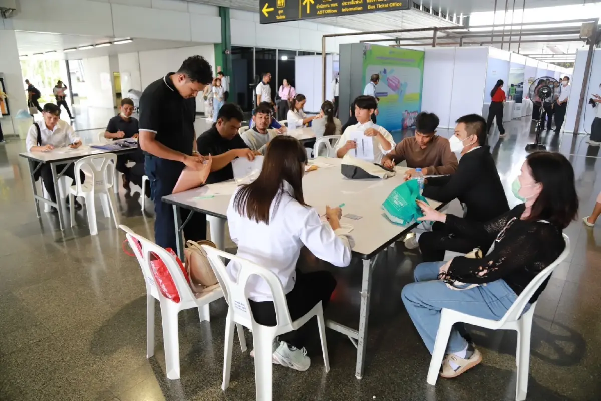 ทอท. ดึง 30 บริษัท จัดตลาดนัดแรงงาน 1,000 อัตรา รับการบินฟื้นตัว