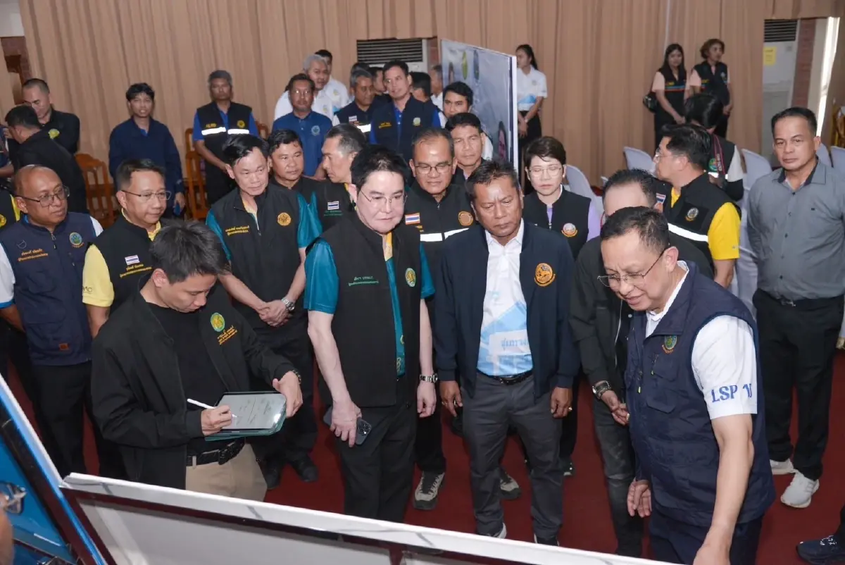 รมว.เกษตรฯ ลุยเมืองคอน ติดตามการจัดการน้ำ ย้ำเดินหน้าลดน้ำท่วม - แล้ง