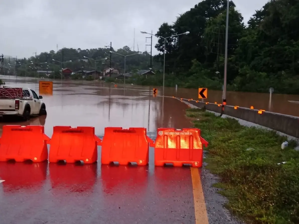 น่านน้ำท่วมหนักรอบใหม่ ระดับน้ำน่านพุ่ง 9.51 ม. สั่งอพยพประชาชน