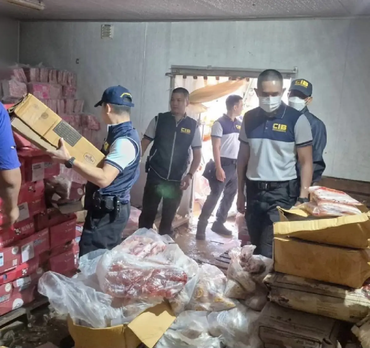 ทลายห้องเย็นเชียงราย ยึดซากเนื้อสัตว์นำเข้าผิดกฎหมายกว่า 4 ตัน