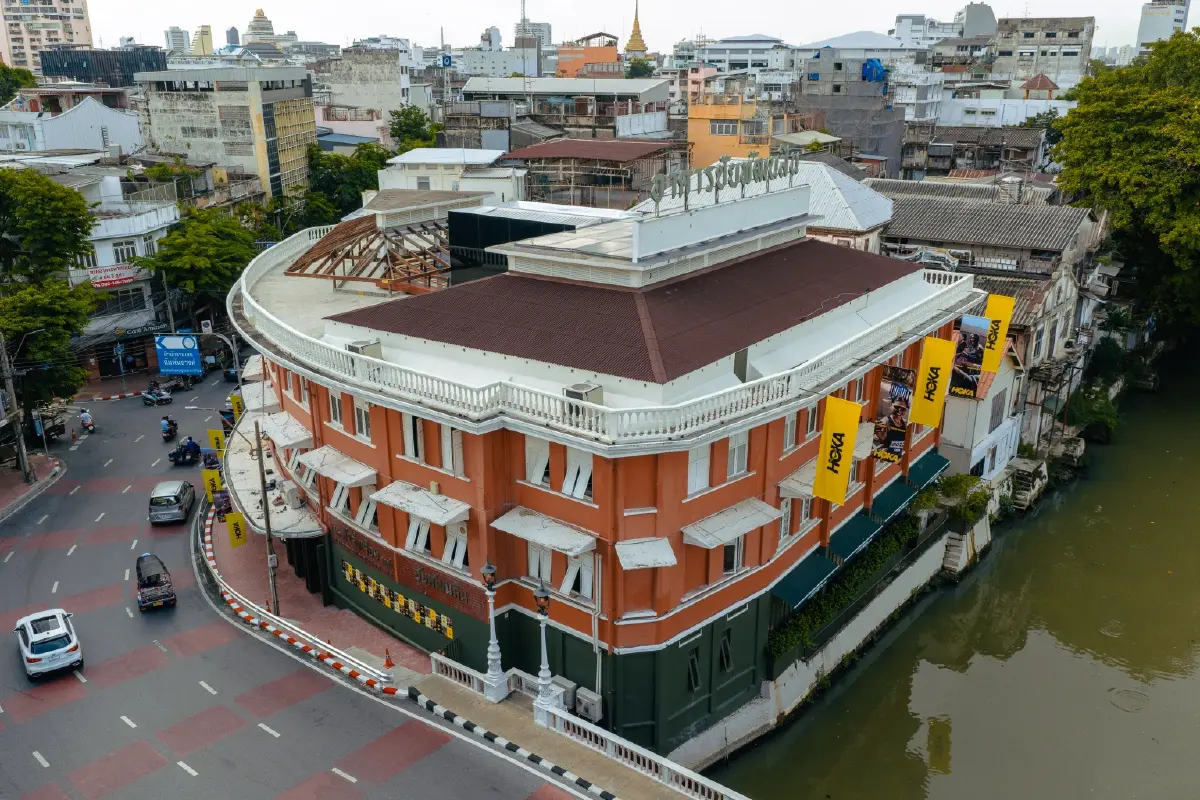 ศูนย์ฮีลใจนักวิ่ง! 'HOKA Culture Hub' รันคลับใหม่ใจกลางเจริญกรุง