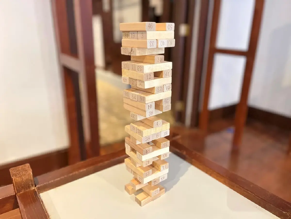 เถรอดเพล: ของเล่นโบราณ สู่สถาปัตยกรรมโมดูลาร์ลดคาร์บอน