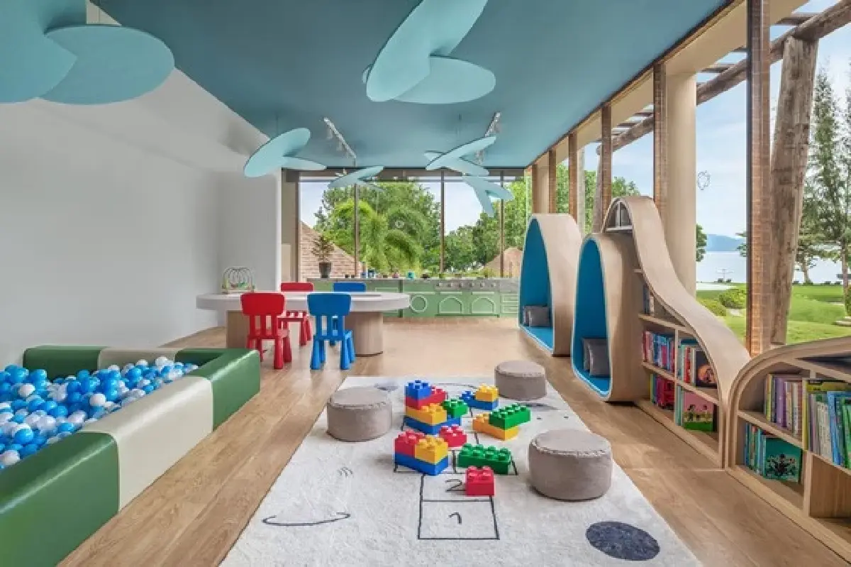 พักผ่อนสบาย บนเกาะอันเงียบสงบ ณ ‘เดอะ นาคา ไอส์แลนด์ ภูเก็ต’