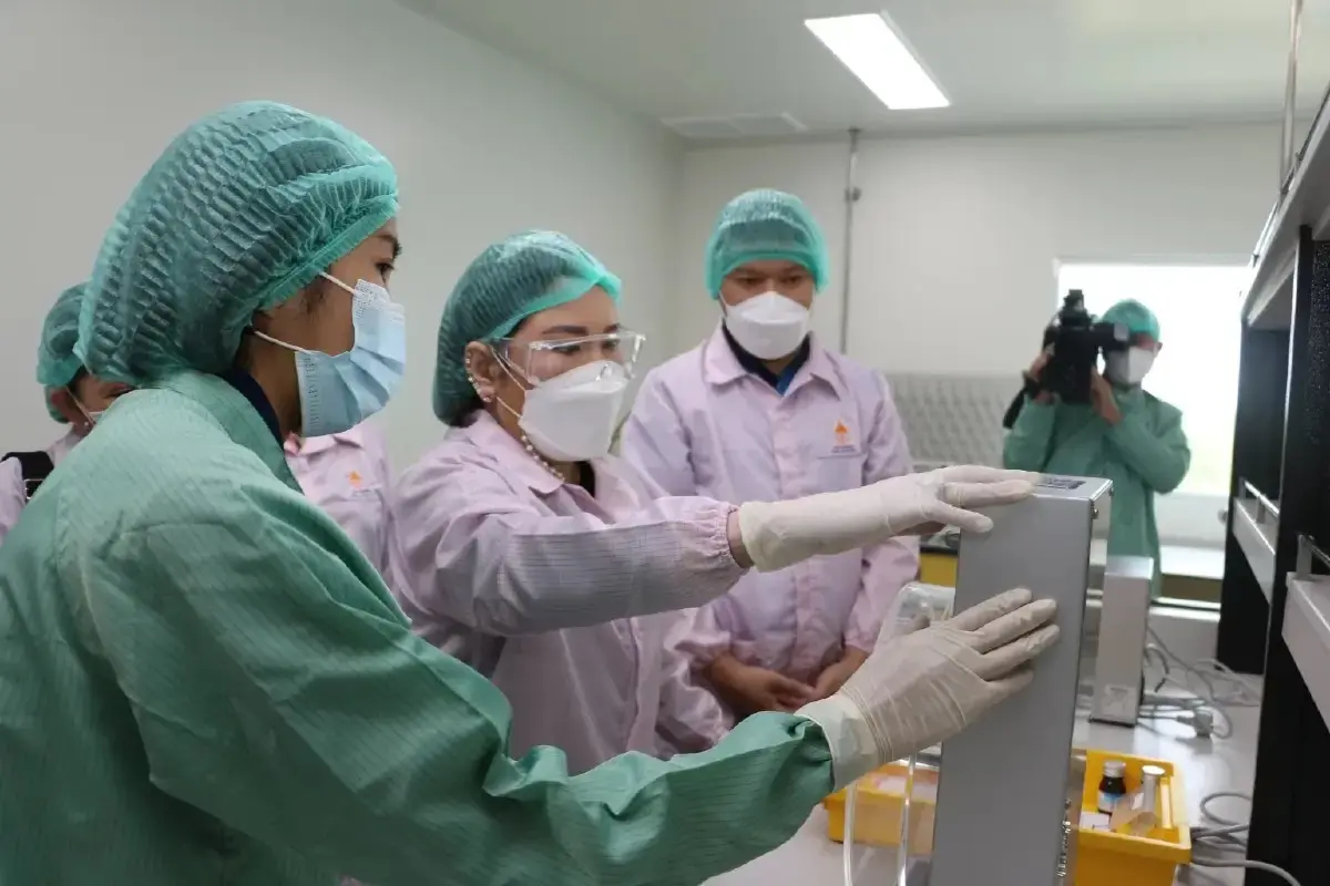 IMCRANIB 100 ยารักษามะเร็งมุ่งเป้าเม็ดแรกของไทย พระอัจฉริยภาพสมเด็จเจ้าฟ้าฯ