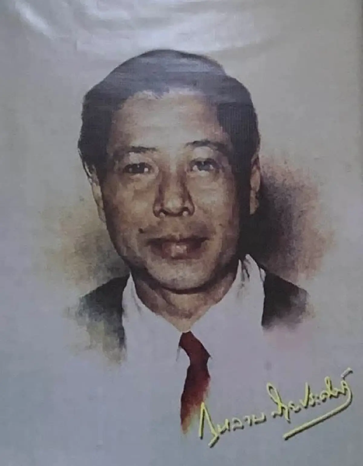 “สุภาพบุรุษเพื่อคนอื่น” วรรคทองศรีบูรพา สู่กระเป๋ารักษ์โลก