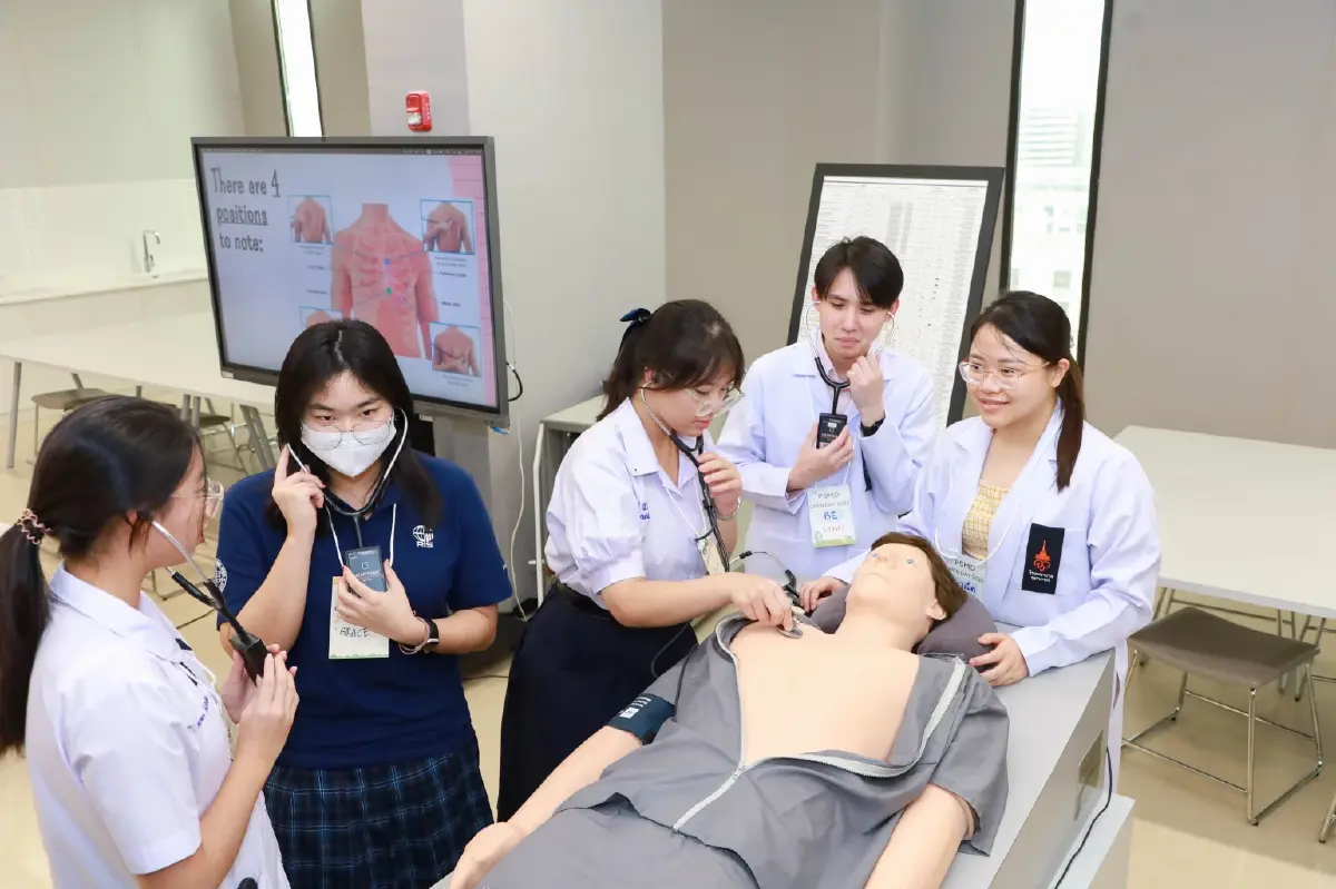 'อยากเป็นหมอ'คลิก! หลักสูตรแพทย์ 7 ปี 2 ปริญญา เด็ก Gen Z ห้ามพลาด