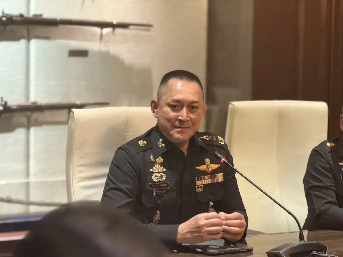 ทบ.โต้ ผบ.ทบ.​นักรบห้องแอร์​ พร้อมปรับทิศทางข่าวสู้สงครามไอโอกัมพูชา​