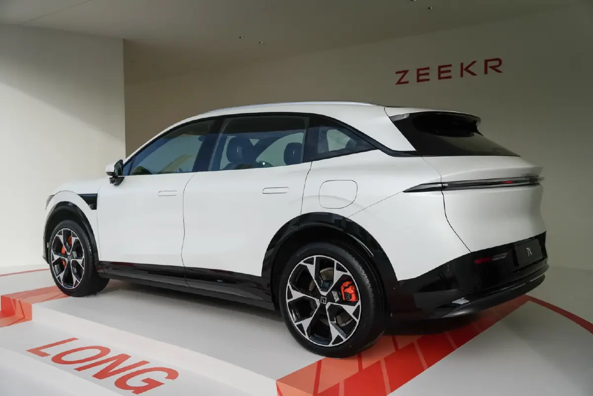  “ZEEKR 7X” เริ่มต้นไม่เกิน 1.7 ล้าน เปิดตัว 15 สิงหาคมนี้