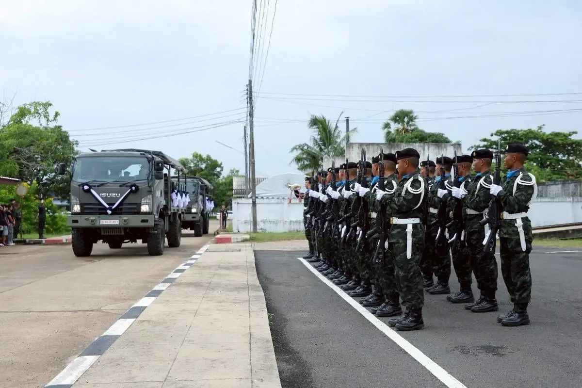 สดุดีทหารกล้า! มทบ.25 จัดพิธีส่งศพ 3 ทหารกล้า สละชีวิตปกป้องอธิปไตย