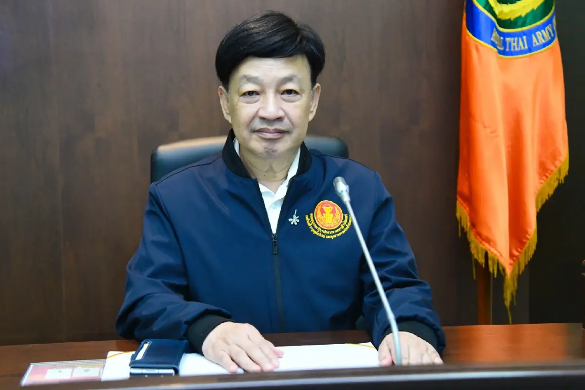 สว.อิสระ เดินหน้าชน 'ก๊วนน้ำเงิน' ปรับแผน ขยายแผล สู่ 'มวลชน'