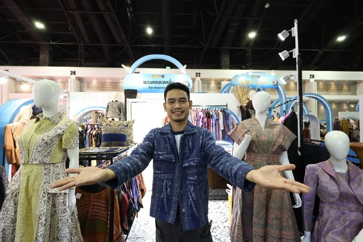 “OTOP ศิลปาชีพ ปี 68” ผ้าไทยสุดฮิต คนแห่ช้อปแน่น รับเทศกาลวันแม่