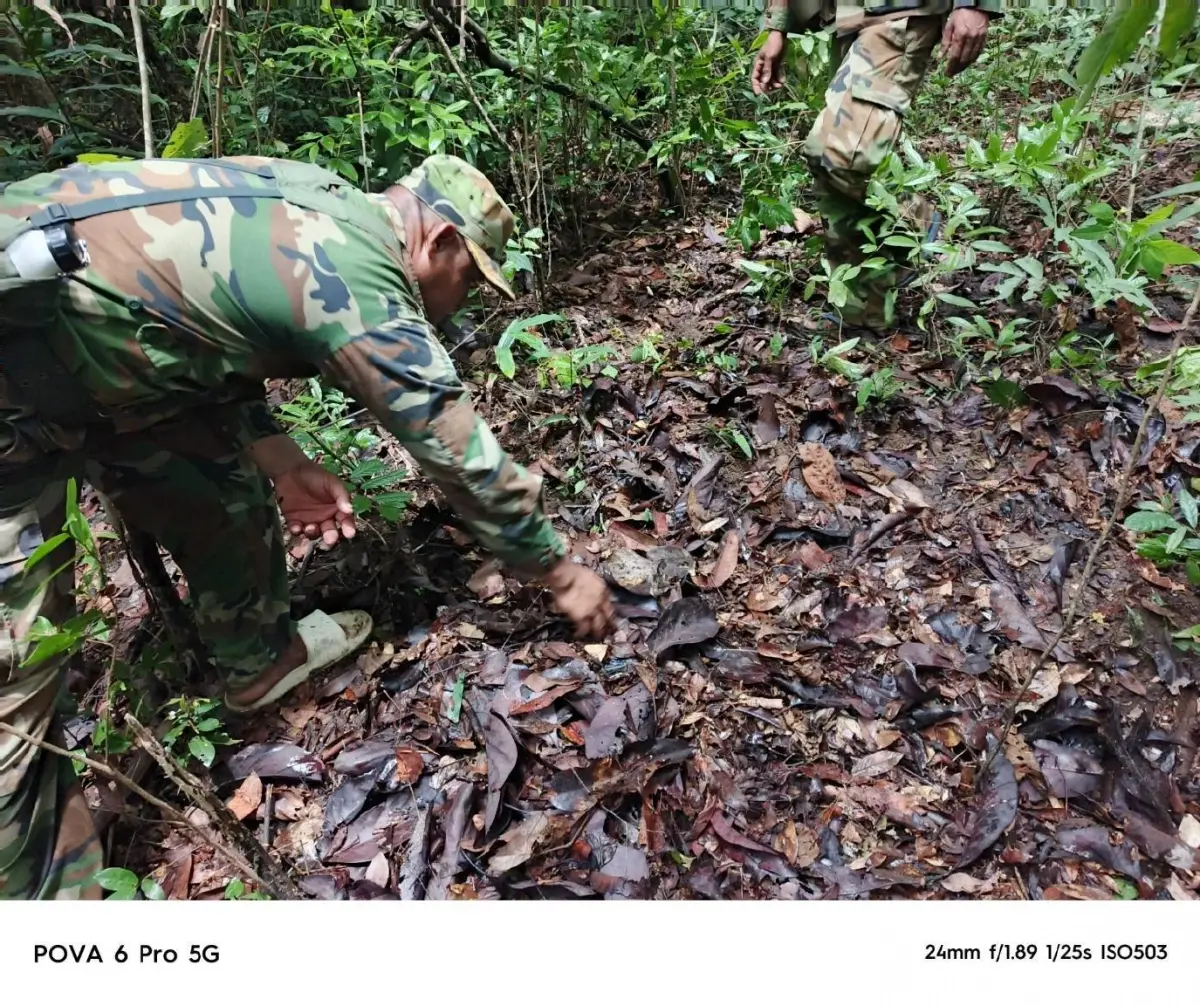 ทหารเรือ เจอโทรศัพท์ บนภูมะเขือ พบหลักฐานเพียบ ทหารกัมพูชาวางทุ่นระเบิด