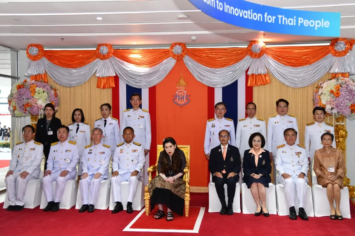 กรมพระศรีสวางควัฒน วรขัตติยราชนารี ทรงเปิดอาคารศูนย์วิจัยและพัฒนาชีววัตถุ สถาบันวิจัยจุฬาภรณ์