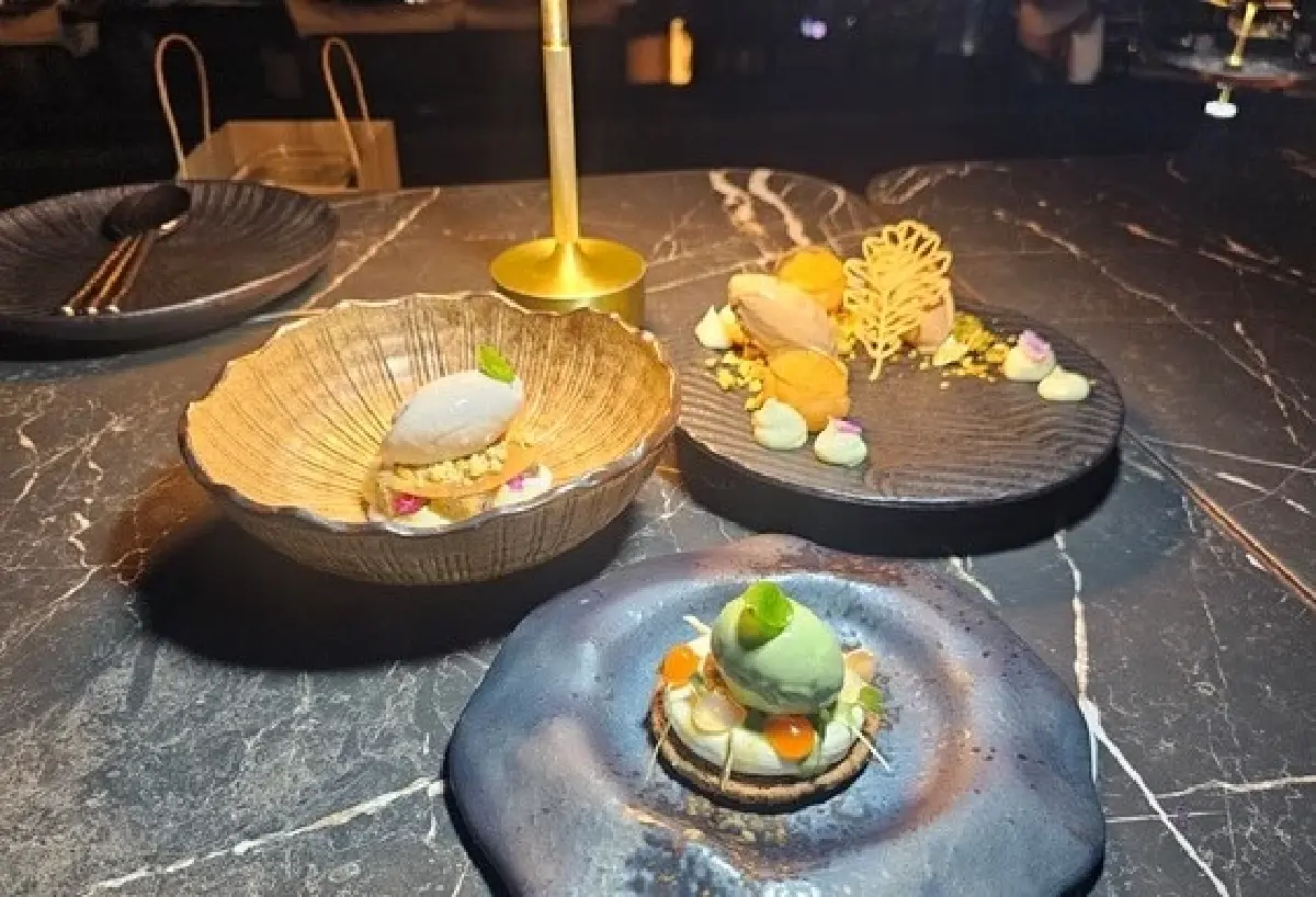 อาหารไทยมื้อค่ำ ระดับมิชลินสตาร์ วิวสุดปัง ที่ 'ฤดูกาล' โดย เชฟต้น