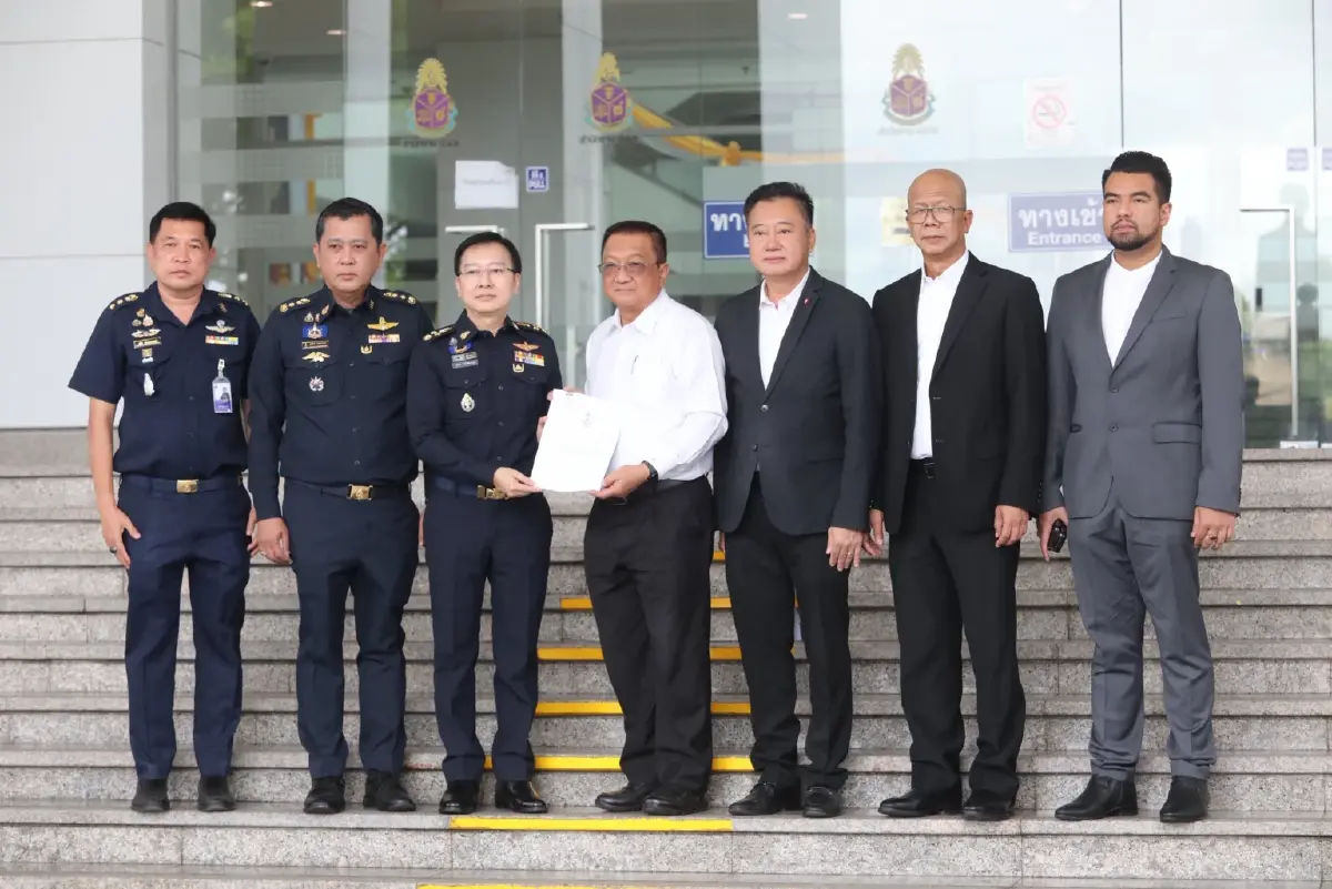 วิบากกรรม ‘แพทองธาร ชินวัตร’ ดาบหนึ่ง ถึง 'ดาบสอง' รอฟัน