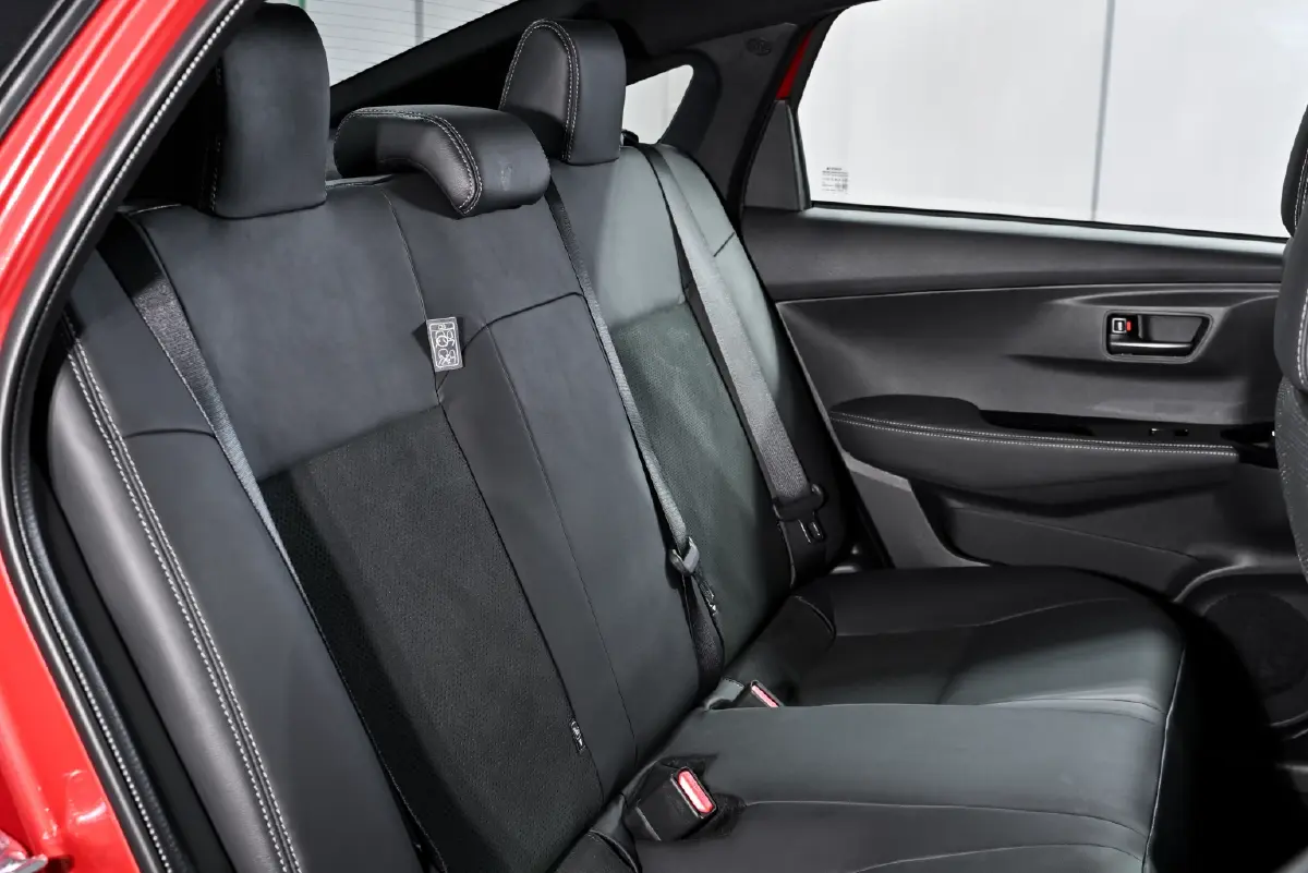 ยันพร้อมชนทุกพลังงาน โตโยต้า YARIS ATIV Hybrid เริ่ม 7.19 แสน