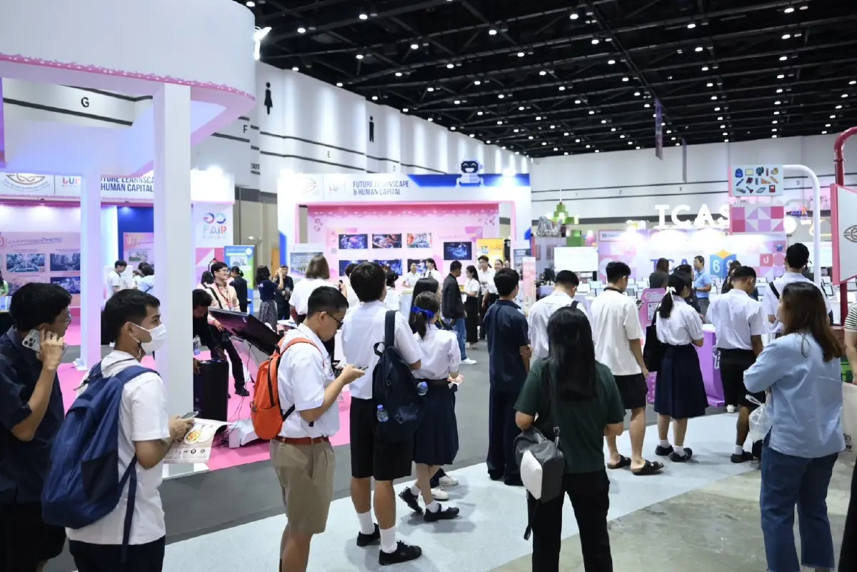 'สุดาวรรณ' นำทีมถวายพระพร 'พระพันปีหลวง' พร้อมดัน 'อว.แฟร์2025'