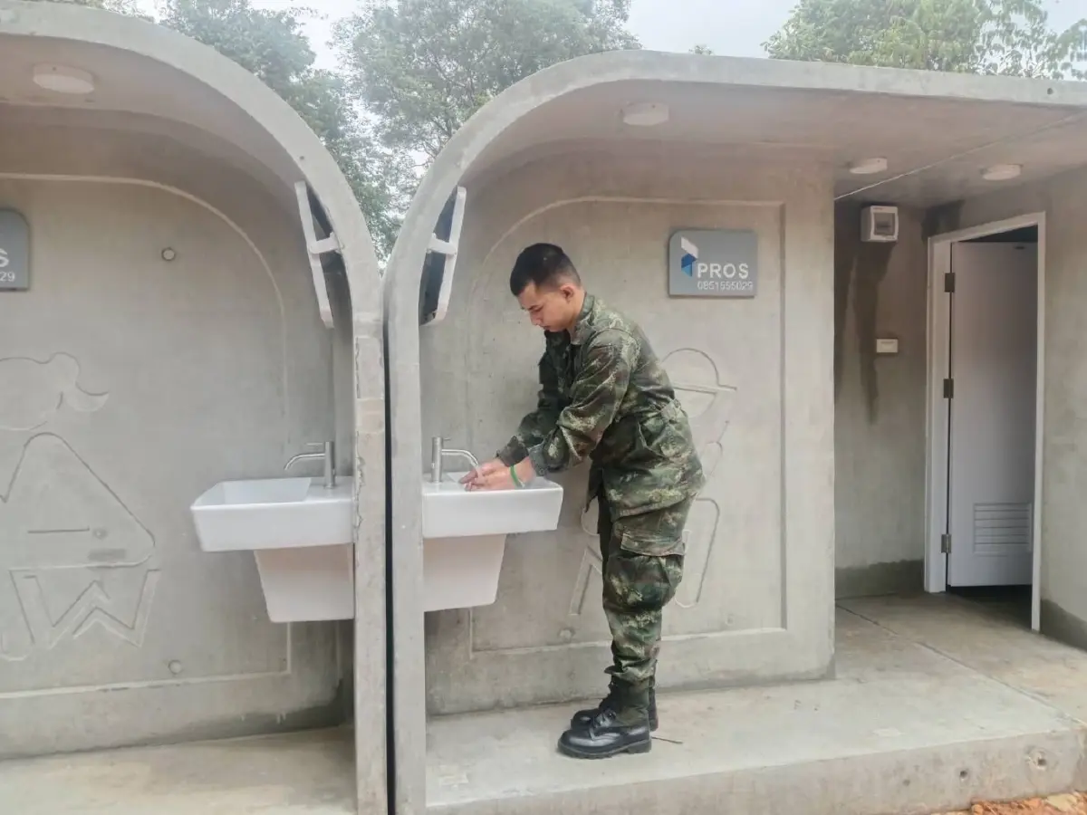 น้ำใจคนไทย! Pros Concrete มอบ 'ห้องน้ำสำเร็จรูป' ให้ทหารแนวหน้า