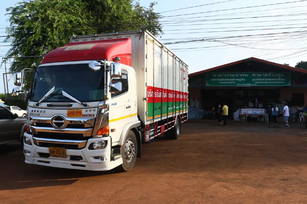 'ไทยพาร์เซิล' จับมือ 'เนชั่นปันน้ำใจ' ส่งความช่วยเหลือชายแดน