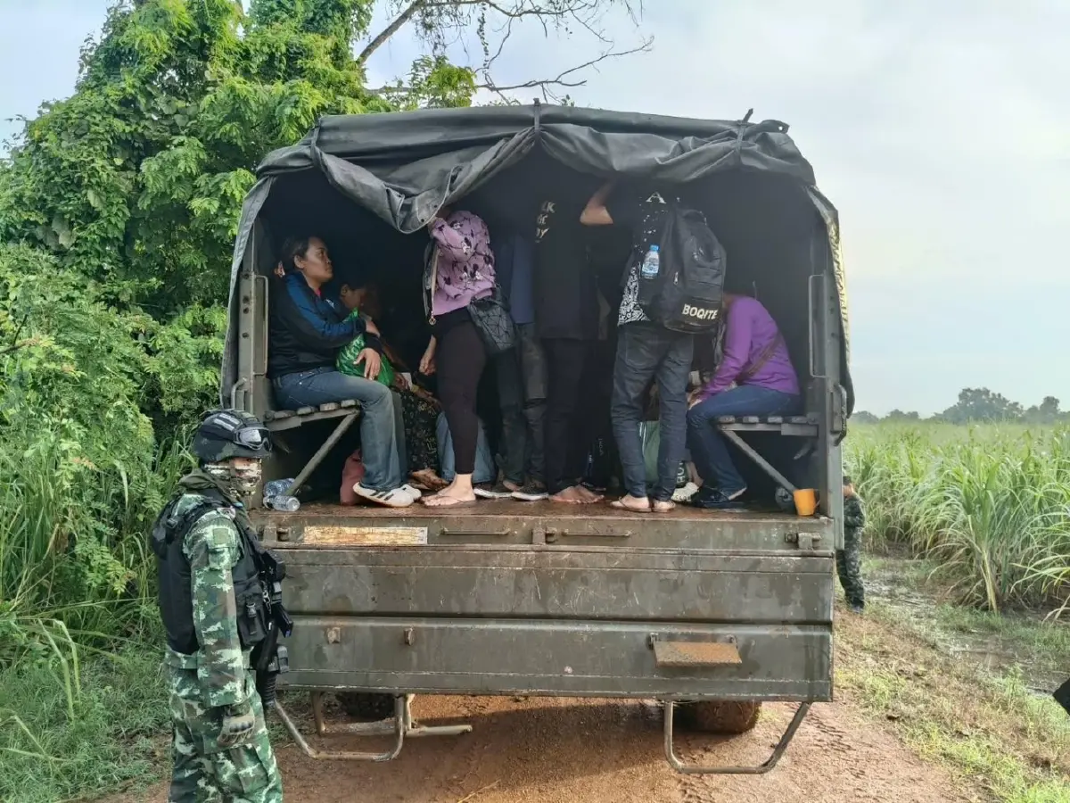 รัฐบาลกัมพูชาไม่เหลียวแล! รวบ 38 ชีวิต เขมรลอบเข้าไทย หนีตายความอดอยาก