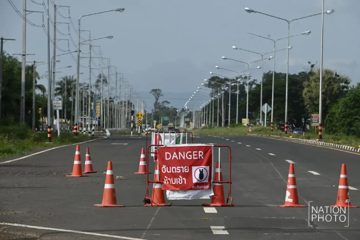 ชาวกันทรลักษ์ หลั่งน้ำตา อาลัยเหยื่อจรวด ปตท. เขมรไร้มนุษยธรรม