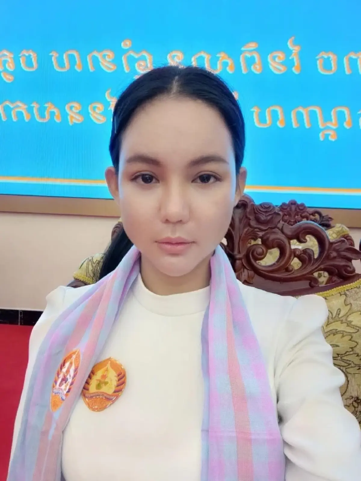 'ธี โสวันทา-มาลี โสเจียตา' ดอกไม้ในระบอบ 'ฮุนเซน'