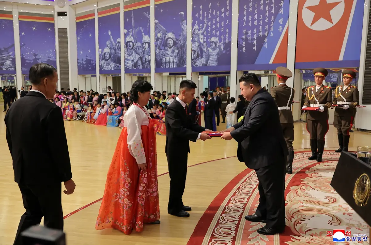 'คิม จองอึน' สัญญา "มอบชีวิตที่สวยงาม" ให้ครอบครัวทหารกล้าช่วยรัสเซียรบยูเครน