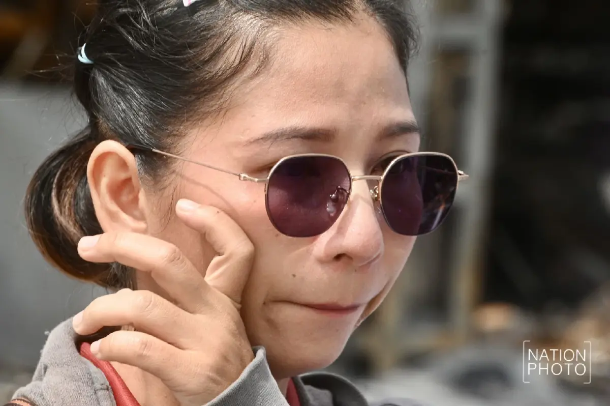 ชาวกันทรลักษ์ หลั่งน้ำตา อาลัยเหยื่อจรวด ปตท. เขมรไร้มนุษยธรรม