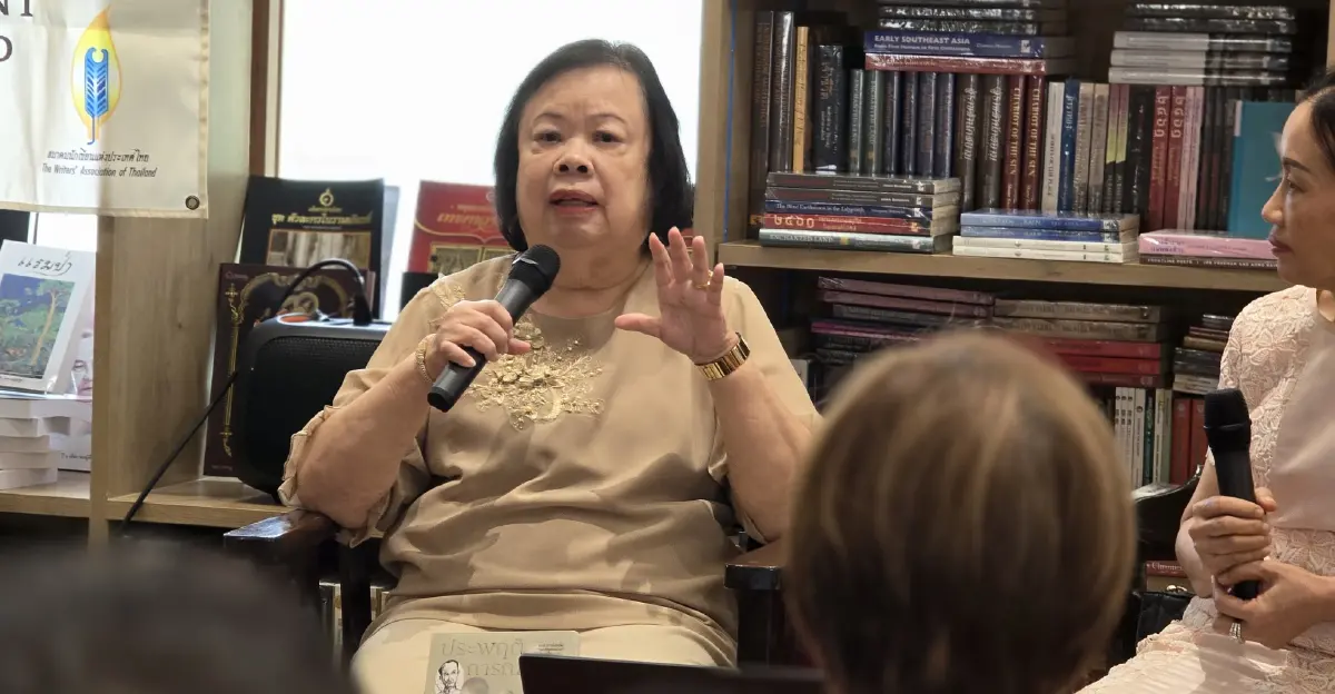 ‘แก้วเก้า’ เผยเคล็ดลับ วิธีเขียน ‘รหัสคดี’ ในโครงการ 'วรรณมาลัย'