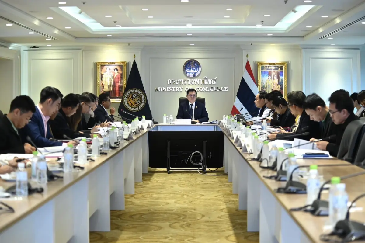 “จตุพร “เคาะเคาะมาตรการข้าวโพดเลี้ยงสัตว์ คงมาตรการ 3:1