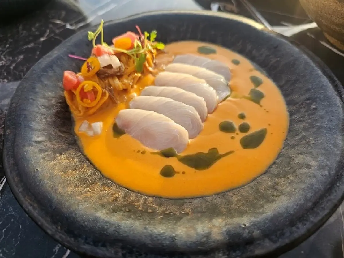 อาหารไทยมื้อค่ำ ระดับมิชลินสตาร์ วิวสุดปัง ที่ 'ฤดูกาล' โดย เชฟต้น