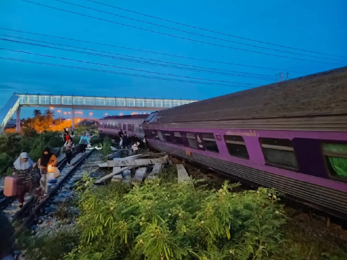 คืบหน้า รถไฟตกราง ข.38 (สุไหงโก-ลก - กรุงเทพอภิวัฒน์) บาดเจ็บอื้อ