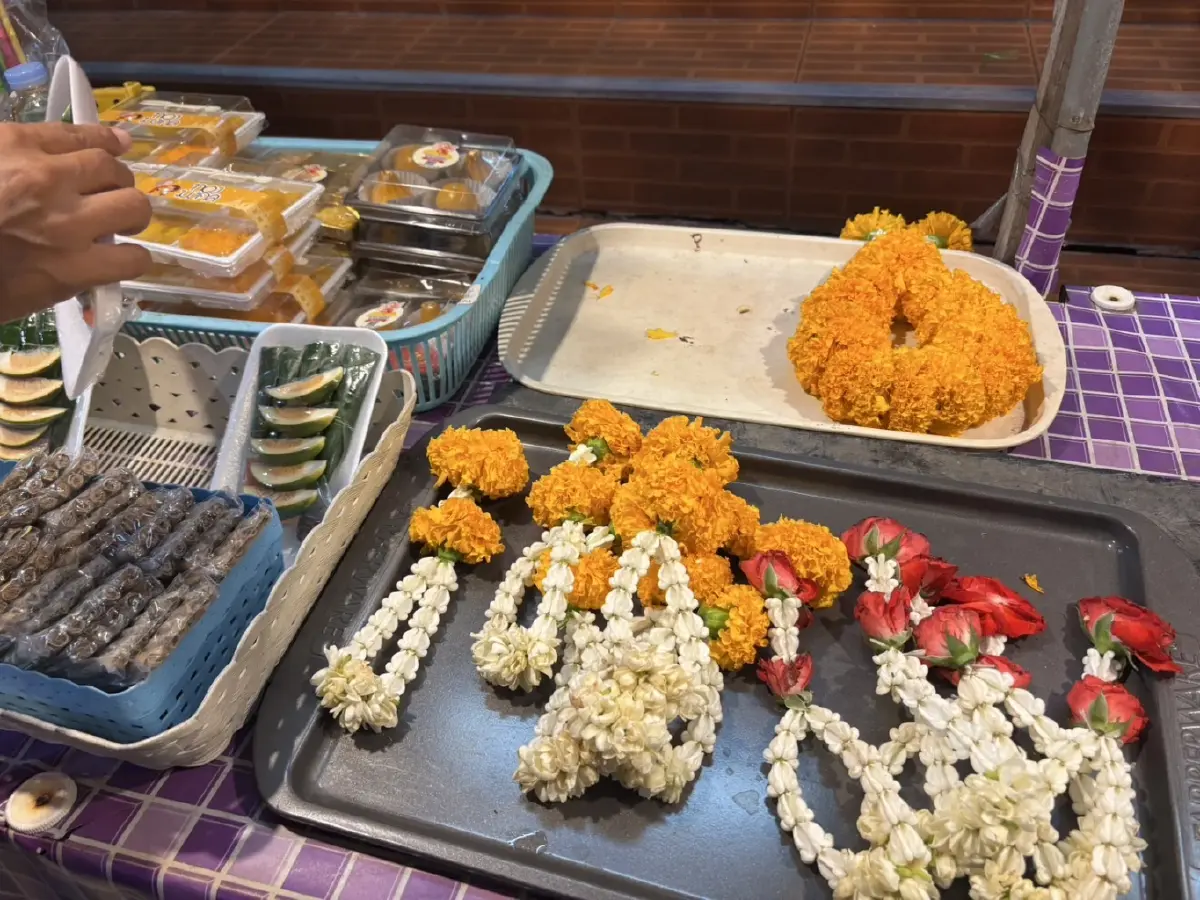 ปฏิทินวันพระ ส.ค.68 เปิดฤกษ์ดีเข้าวัดทำบุญ อุทิศส่วนบุญส่วนกุศล