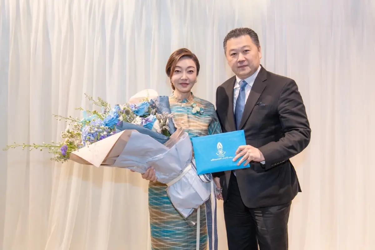 'มาริษา เจียรวนนท์' เข้ารับพระราชทานรางวัลแม่ดีเด่นแห่งชาติ 2568