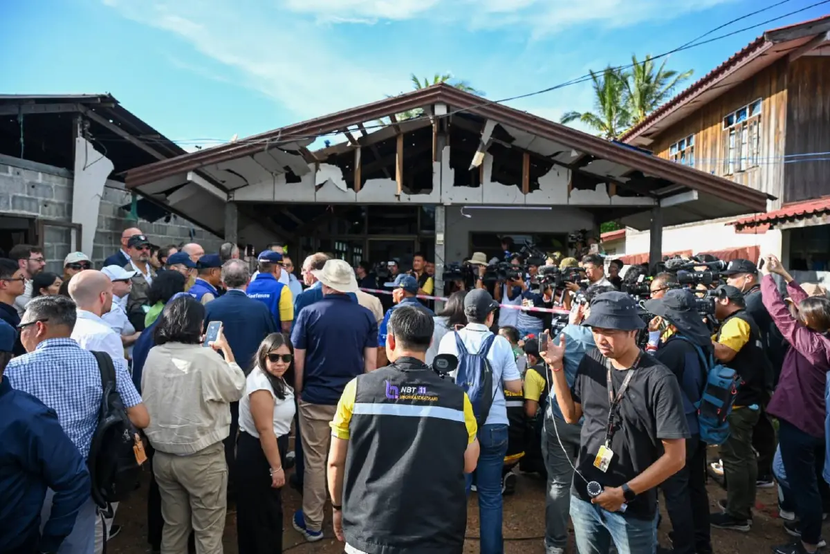 ‘มาริษ’ พาคณะทูต-รัฐภาคีอนุสัญญาออตตาวา ลงพื้นที่ชี้หลักฐานทุุ่นระเบิดกัมพูชา