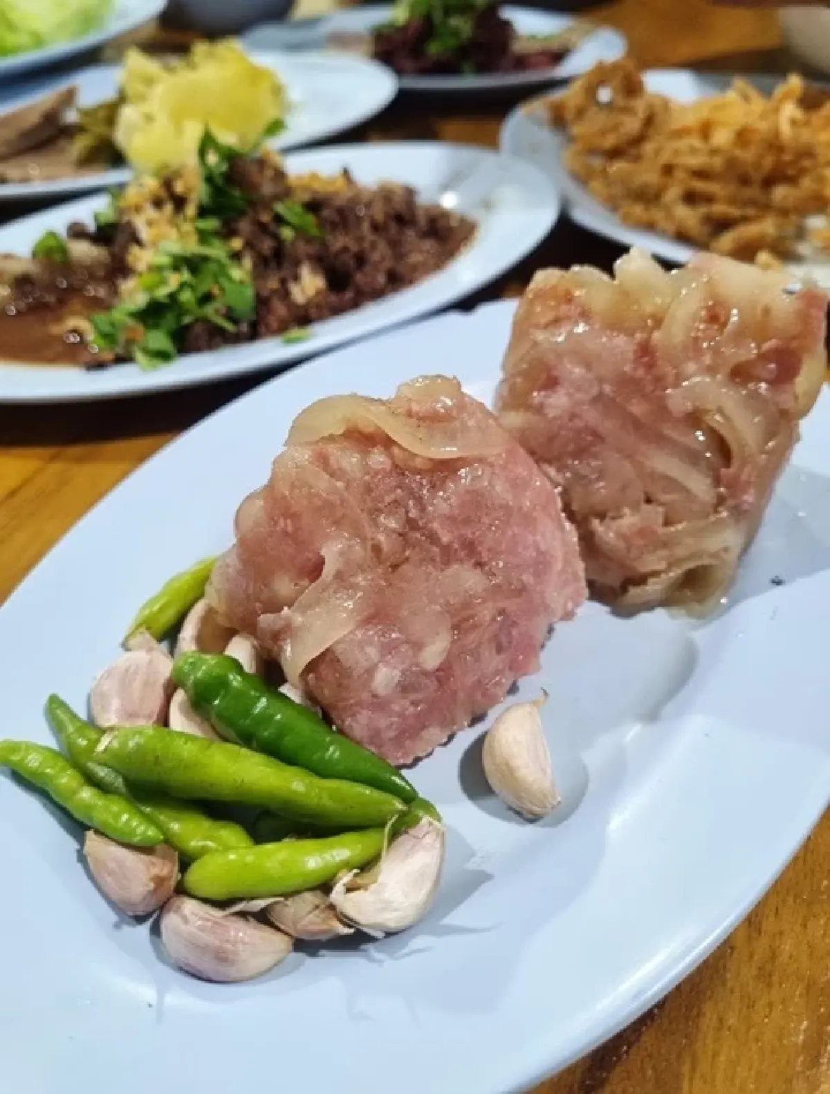 ‘ลาบต้นยาง’ ร้านลาบเชียงใหม่เจ้าของ ‘ตำนาน 40 ปี’ ลำแต้ๆ