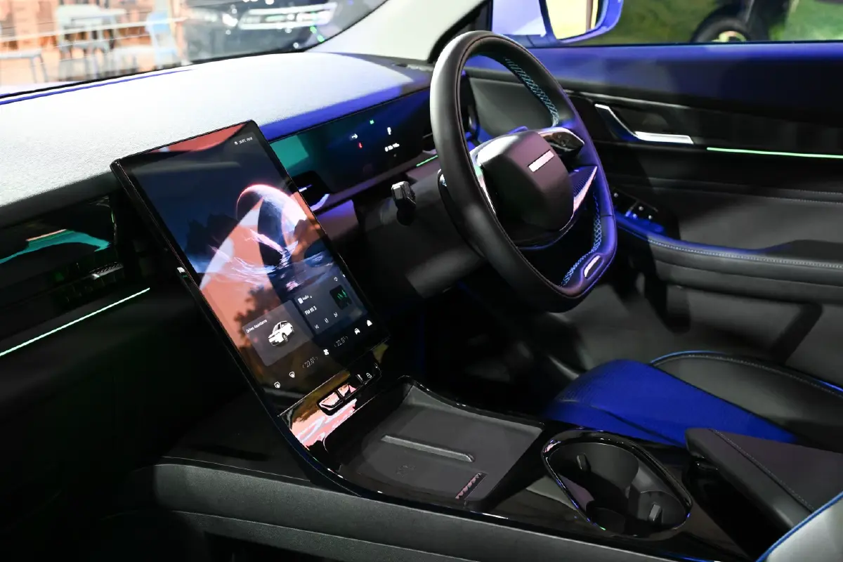 โอโมด้า แอนด์ เจคู่ เปิดศึก ส่ง JAECOO 5 EV ราคาพิเศษ เริ่ม 549,000 บาท