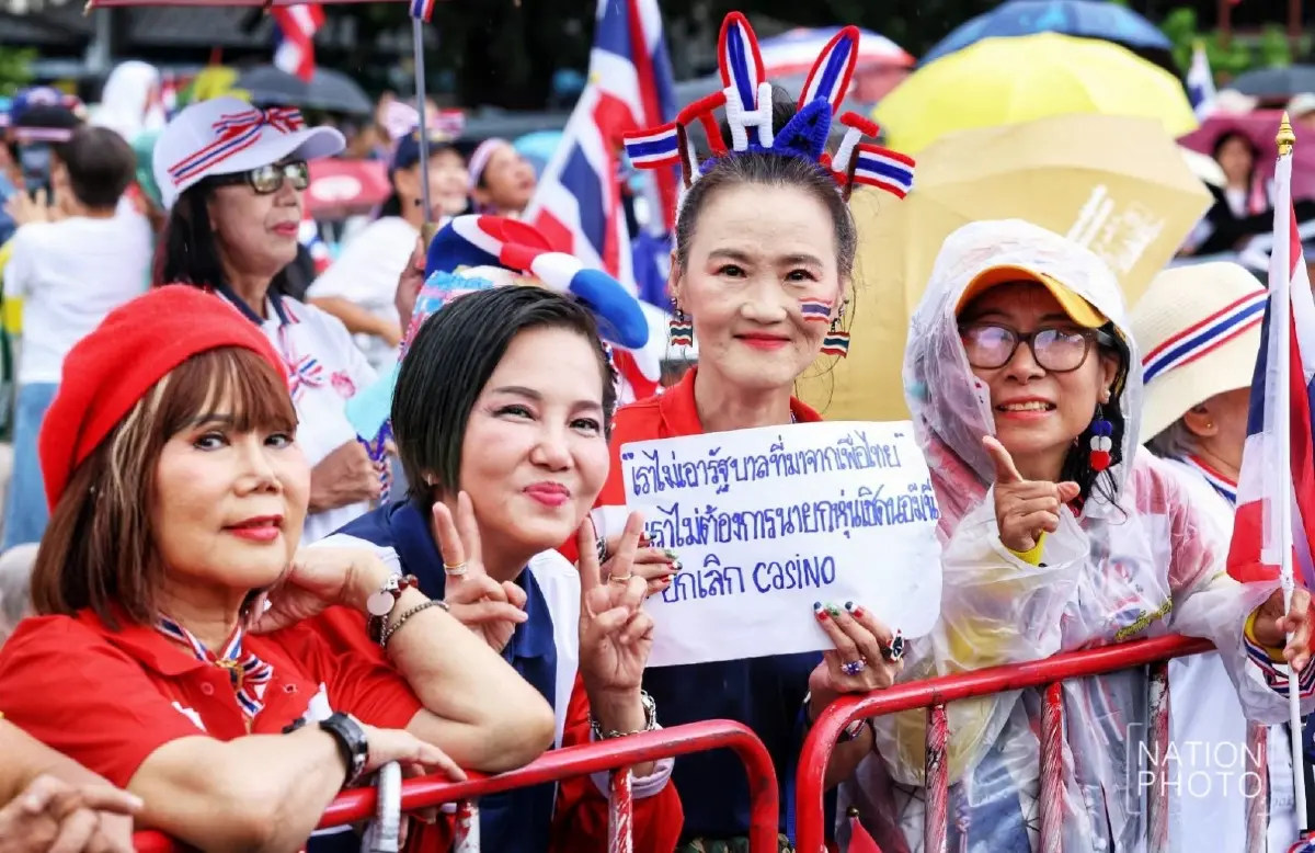 จับตา! การเมืองร้อน อนุสาวรีย์ชัยฯ ม็อบรวมพลังแผ่นดินฯ ชุมนุมใหญ่