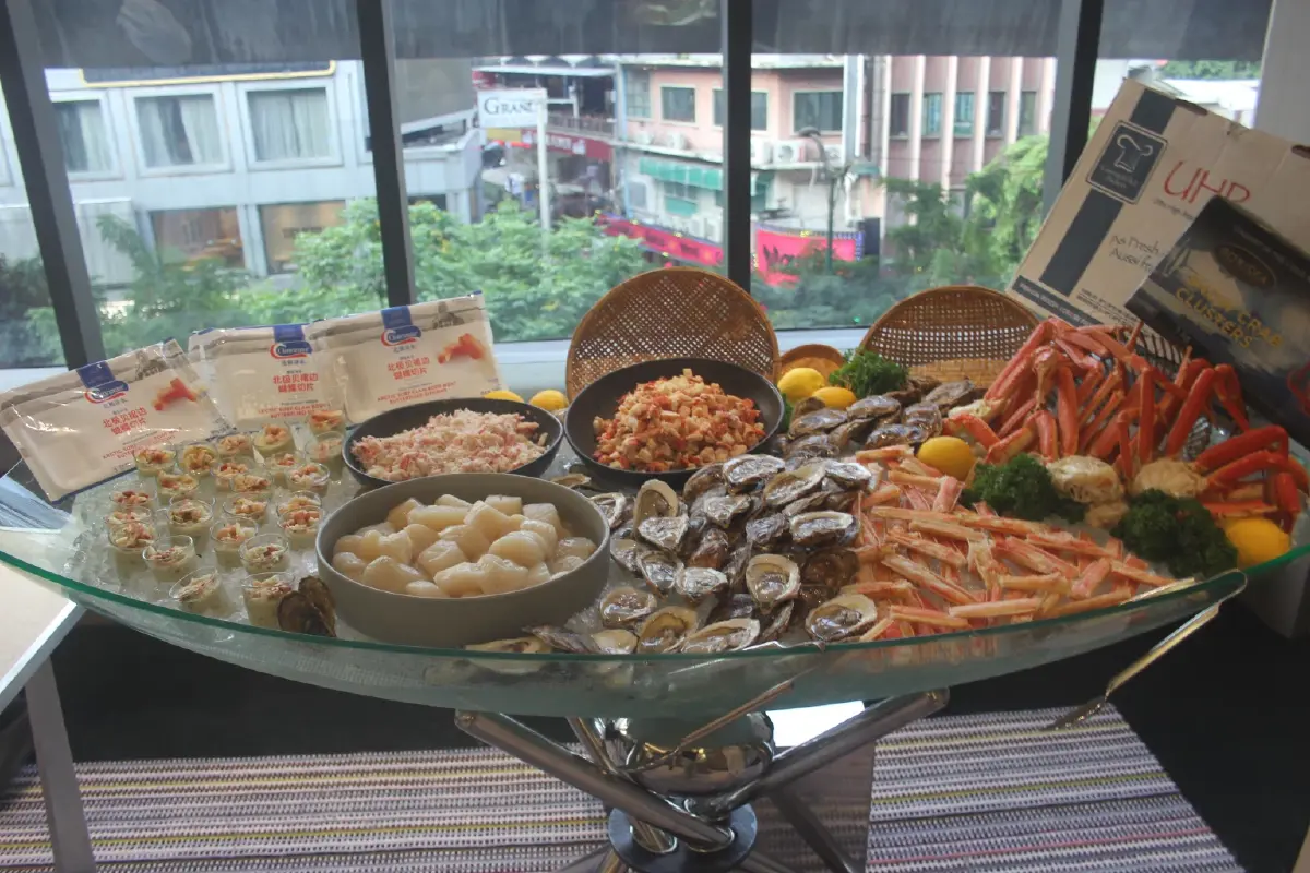 Catch of Canada ชิมอาหารทะเลสดสามมหาสมุทร