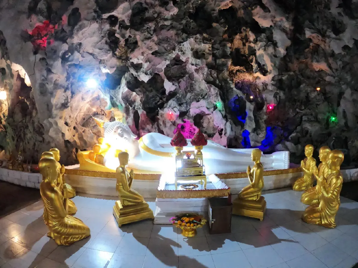 ถ้ำน้ำ ราชบุรี... เมืองใต้ภูผา